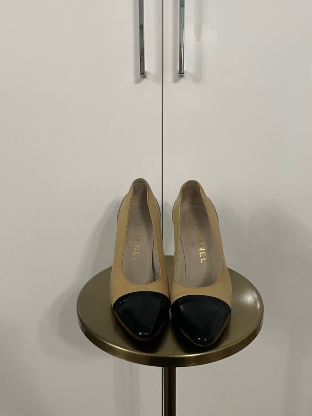 Vintage Chanel Colorblock Heels | Pointed Toe Quiet Luxury - Picture 2 of 8